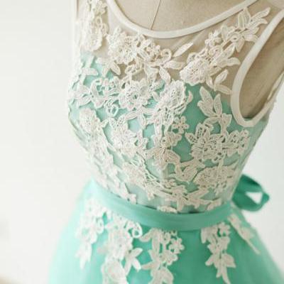 Custom Made 2015 Appliques and Lace Graduation Dresses, Short/Mini Homecoming Dresses, Sexy Prom Dresses, A-Line Prom Dresses, Charming Evening Dresses, 